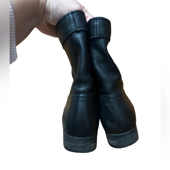 FRYE CARA ROPER SHORT BLACK LEATHER BOOTS - Picture 2 of 7